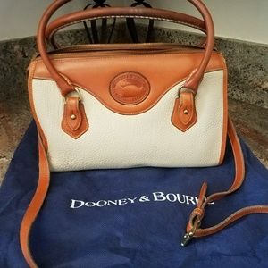 Vintage Dooney Bourke with dust bag